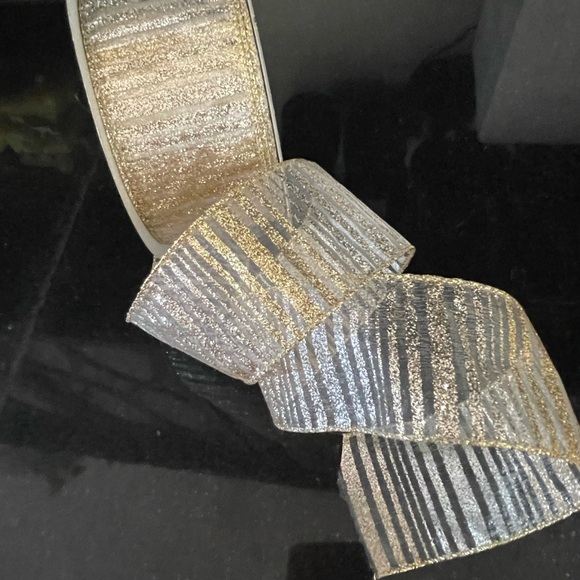 New Heart To Tail Faux Fur Pet Sweater Blue Size M Soft, Comfy “Love” Embroidery - Picture 6 of 7